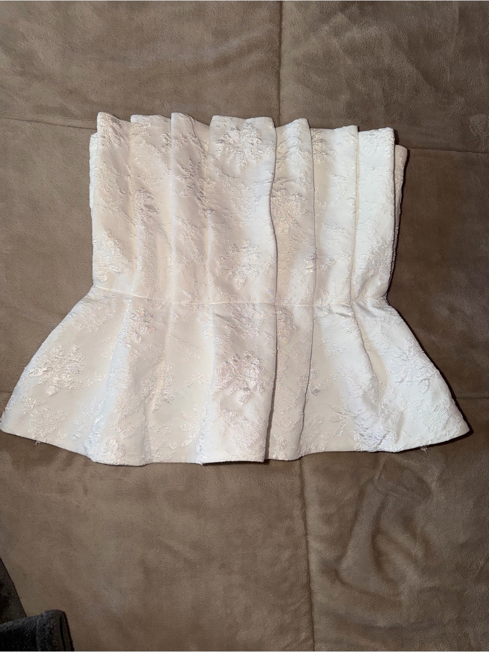 Vici NWOT White Textured Strapless Peplum Top